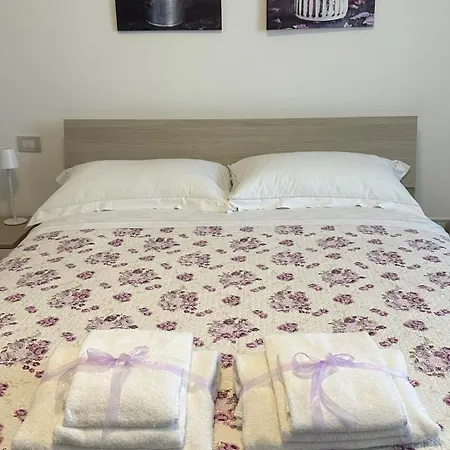 Locazione Turistica A Casa Di Viola Holiday home