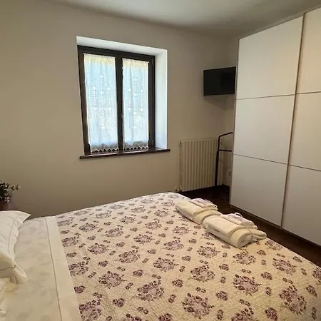 Locazione Turistica A Casa Di Viola 度假居 奥维多