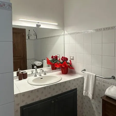 度假居 Locazione Turistica A Casa Di Viola *