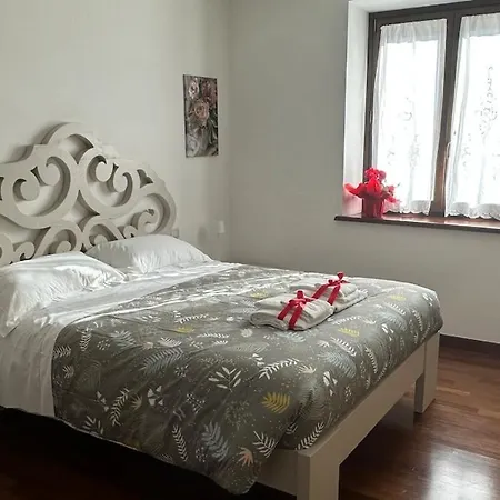 Vakantiehuis Locazione Turistica A Casa Di Viola *